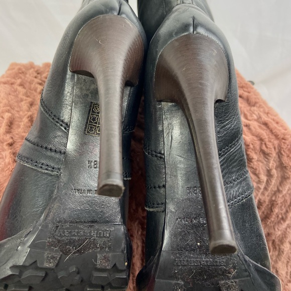 Black Burberry boots - Picture 3 of 6